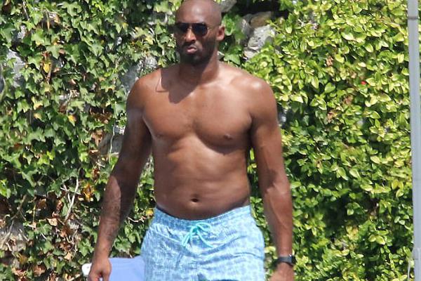 NBA近45年僅6人在25歲及以下單賽季入選最佳陣容+奪冠 杰倫威在列