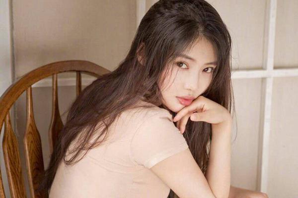 ??難道？哈登女友與比爾老婆社媒互動??哈登跟比爾老婆也挺熟