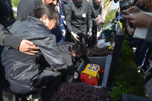 中超夏窗已關閉 兩大豪強迷之操作出現大隱患 蓉城放走4將最離譜