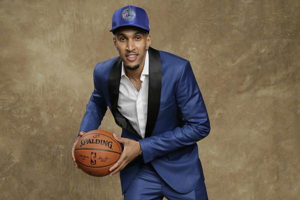 4年1.5億！NBA第一鐵人，頂級3D！看看，這才叫特么的降薪！